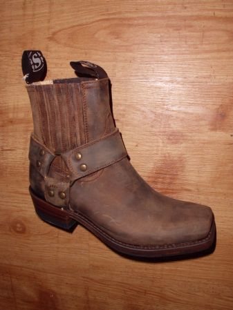 Sendra Biker Fettleder